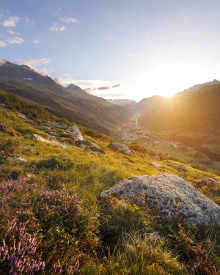 Die Urner Berglandschaft als Symbolbild fuer Nachhaltigkeit im Anlagegeschaeft.